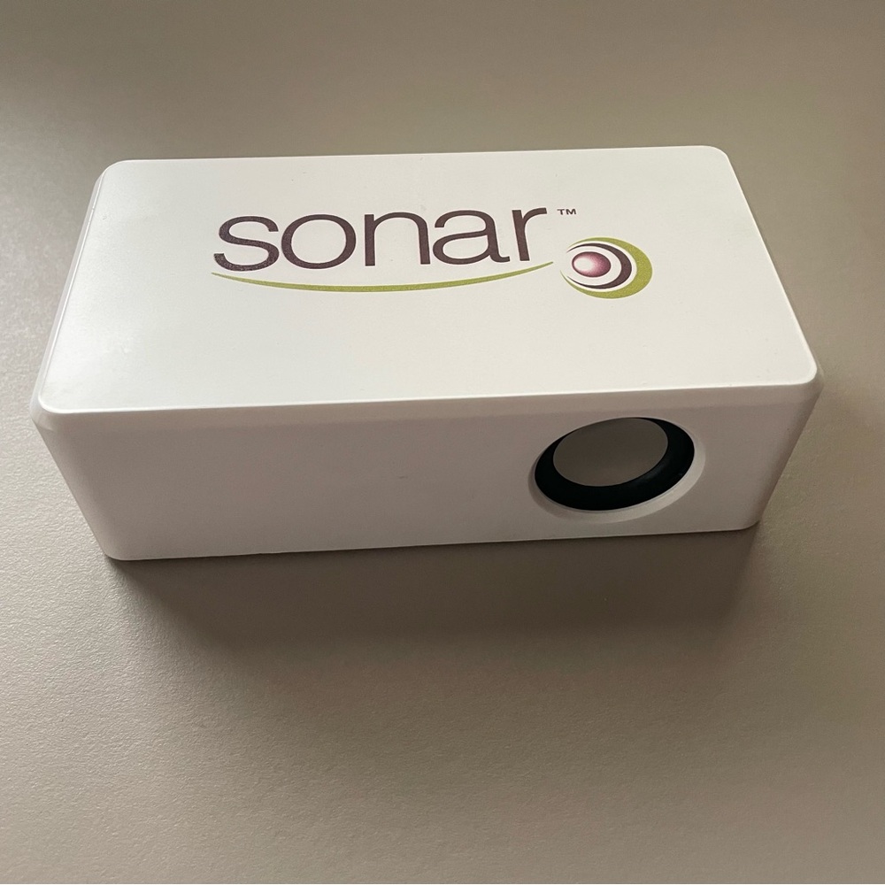 Battery operated Bluetooth speaker ￼